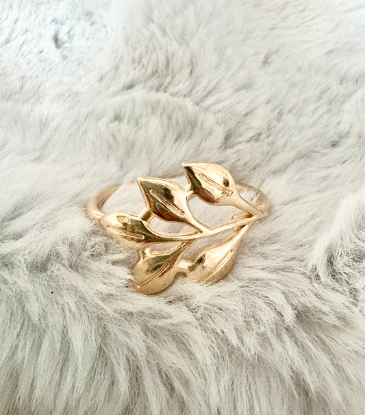 Golden Leaf Design Napking Ring
